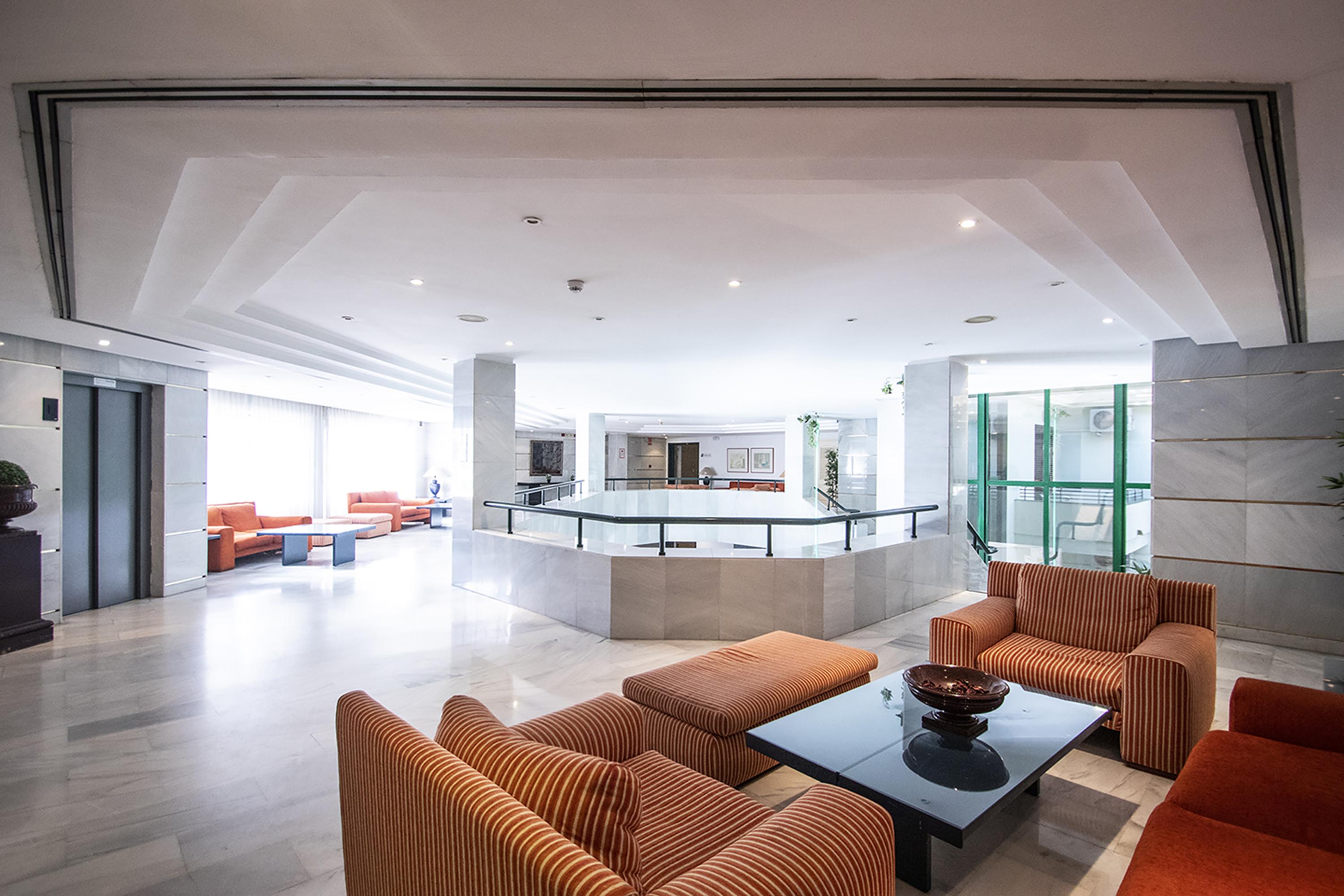 Hospedium Hotel Apartamentos Simon Verde Mairena del Aljarafe Dış mekan fotoğraf