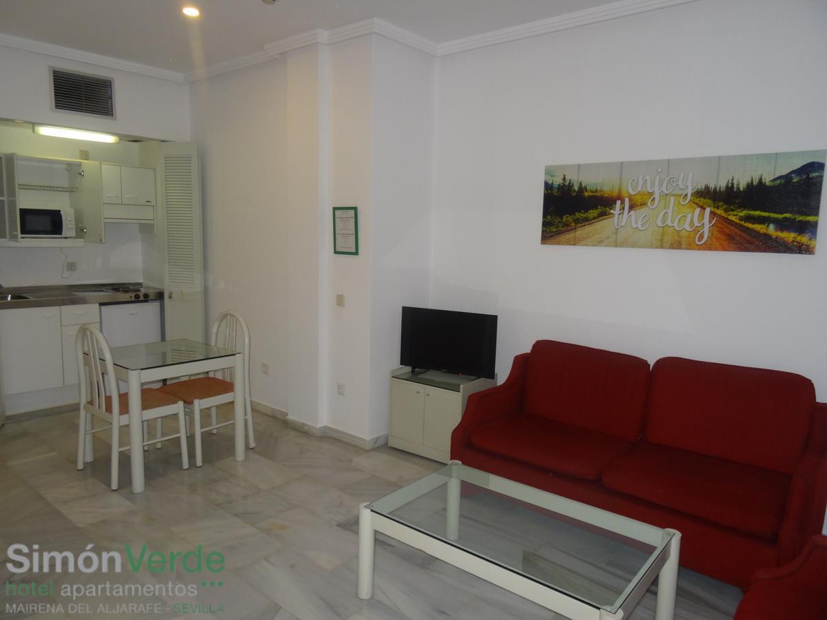 Hospedium Hotel Apartamentos Simon Verde Mairena del Aljarafe Dış mekan fotoğraf
