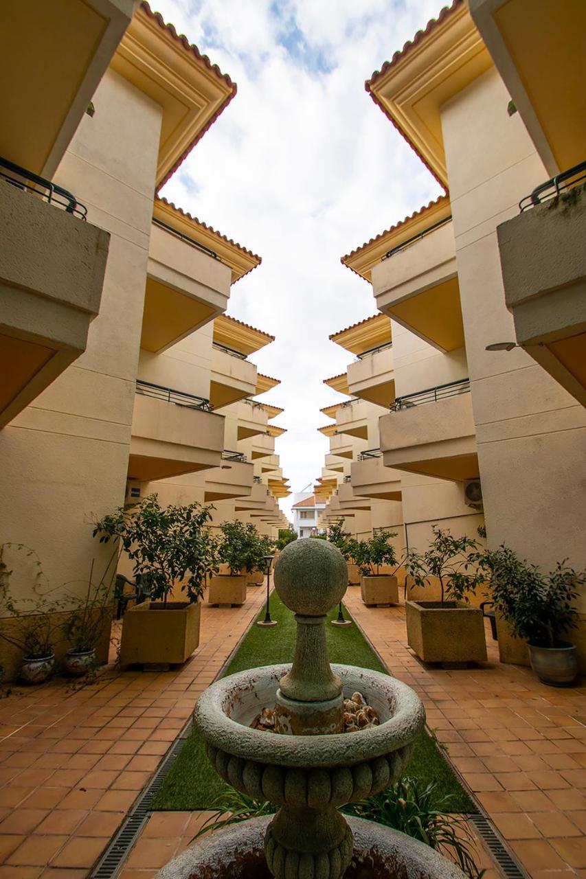 Hospedium Hotel Apartamentos Simon Verde Mairena del Aljarafe Dış mekan fotoğraf
