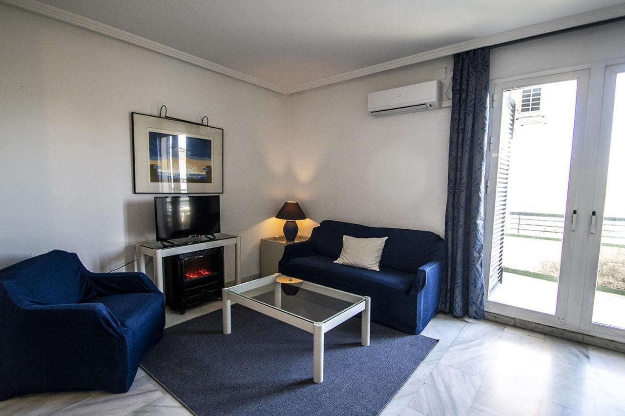 Hospedium Hotel Apartamentos Simon Verde Mairena del Aljarafe Dış mekan fotoğraf